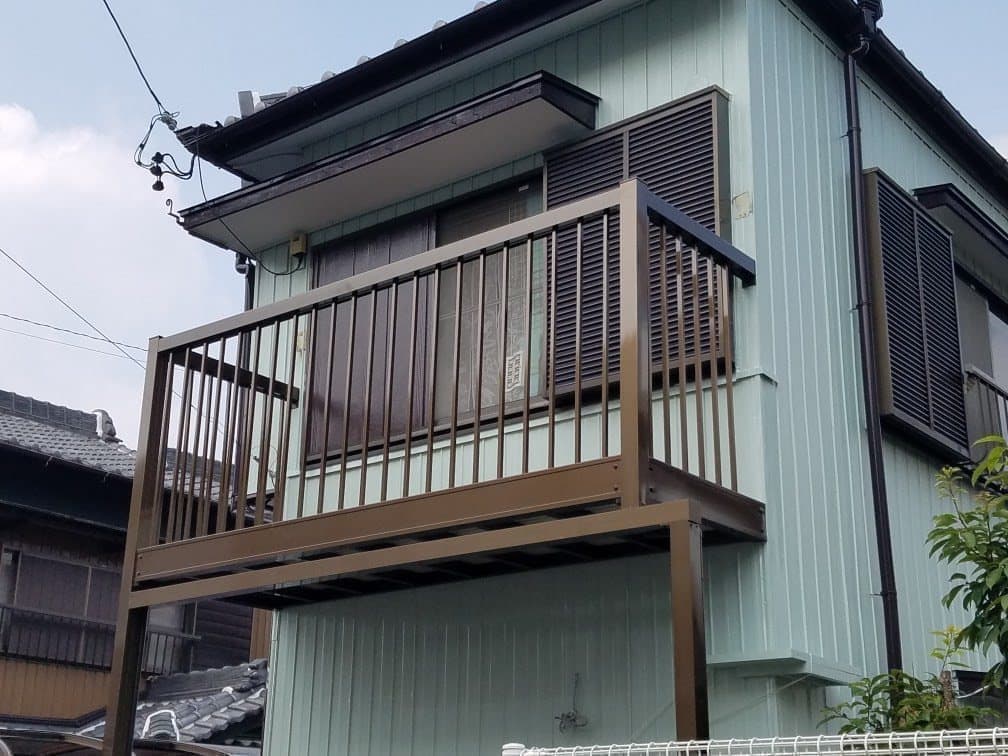 バルコニー取替工事 | 名古屋市西区のエクステリア工事ならイズ美