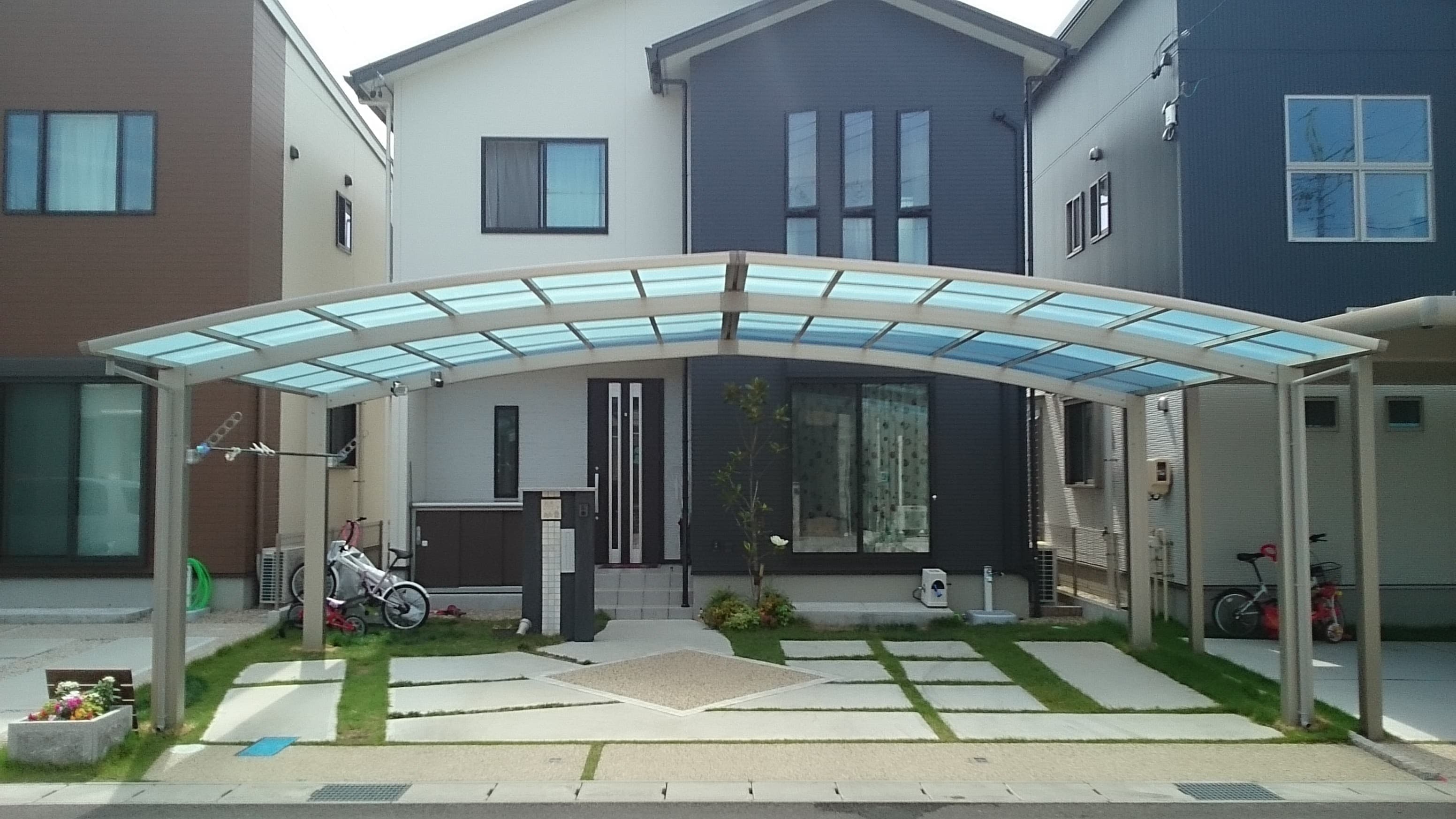 カーポート新設 名古屋市西区 | 名古屋市西区でエクステリア工事ならイズ美