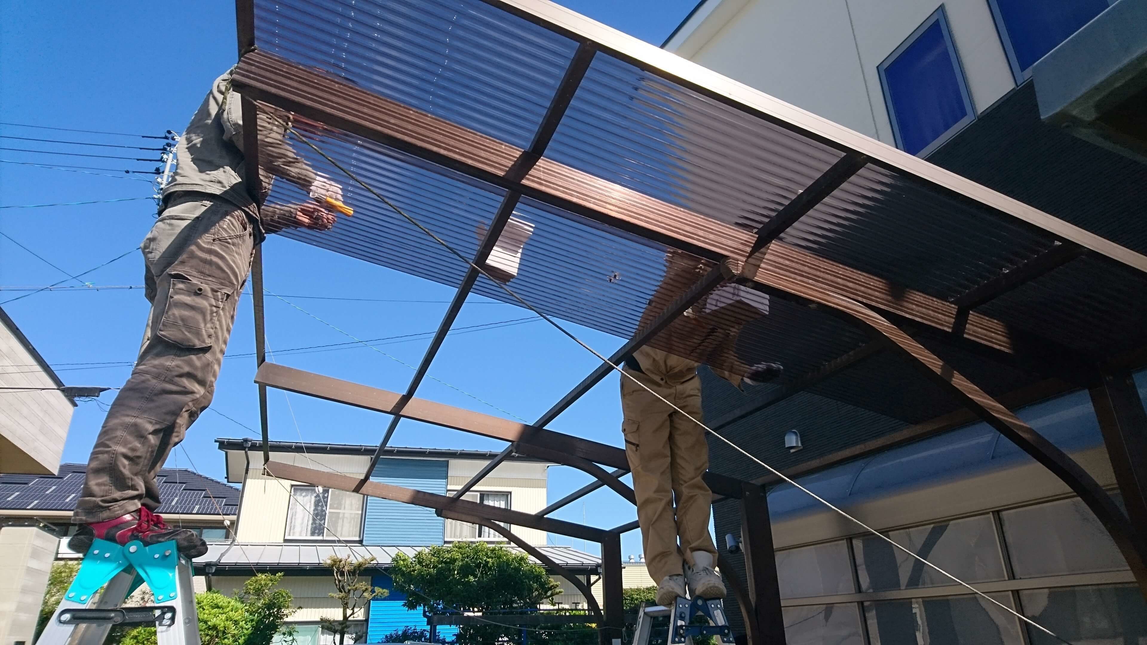 波板張替え 名古屋市西区 | 名古屋市西区でエクステリア工事ならイズ美