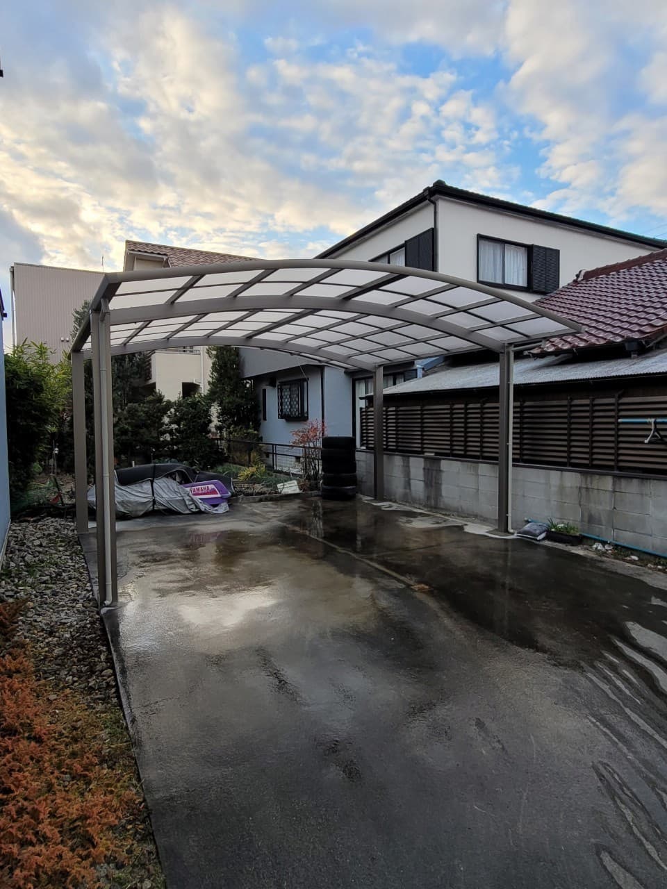 カーポート設置 | 名古屋市西区のエクステリア工事ならイズ美