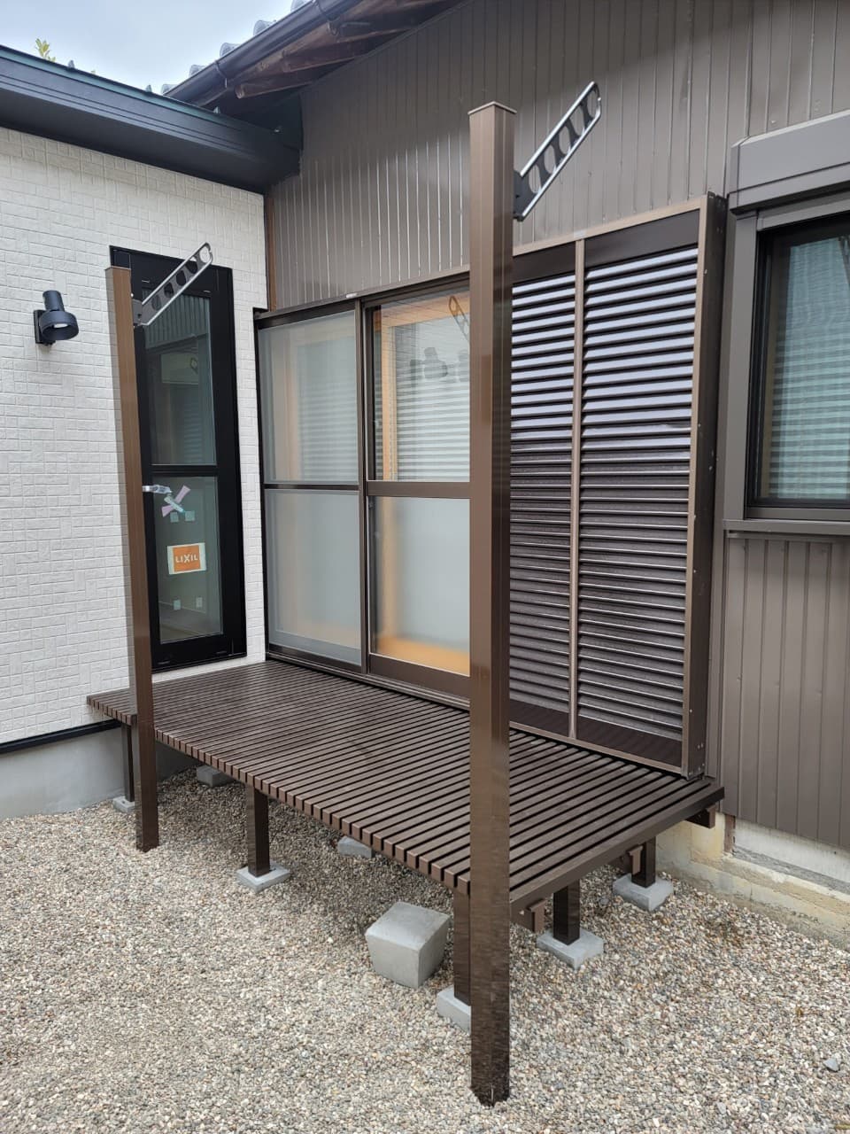 ウッドデッキ設置 | 名古屋市西区のエクステリア工事ならイズ美